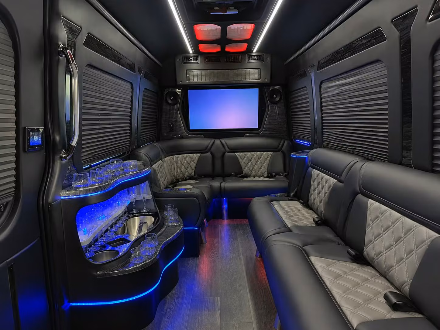 church groups and faith based organizations rely on coachbusmemphis com for long trips