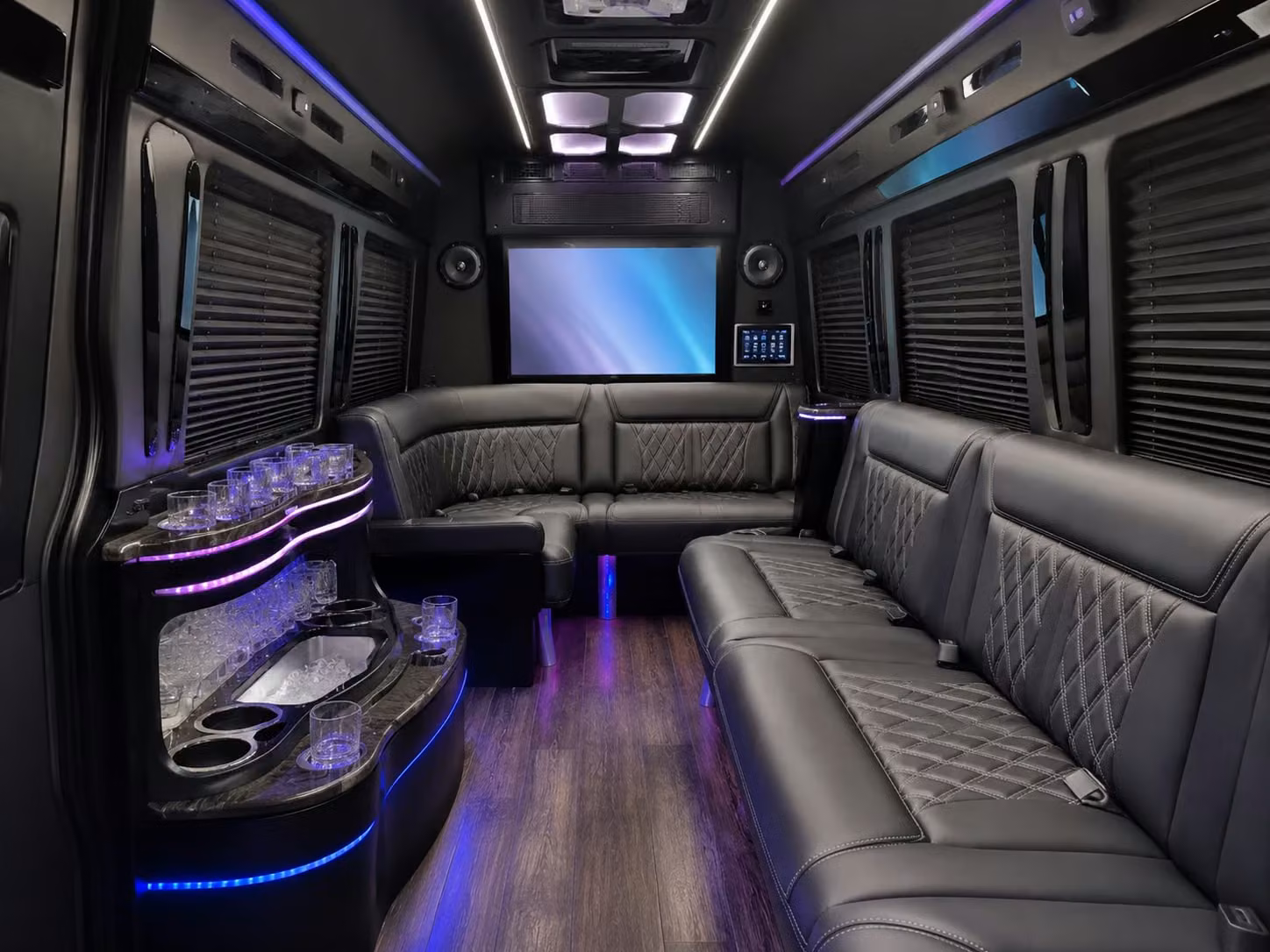 if you re hosting out of town guests a memphis hotel shuttle is a must