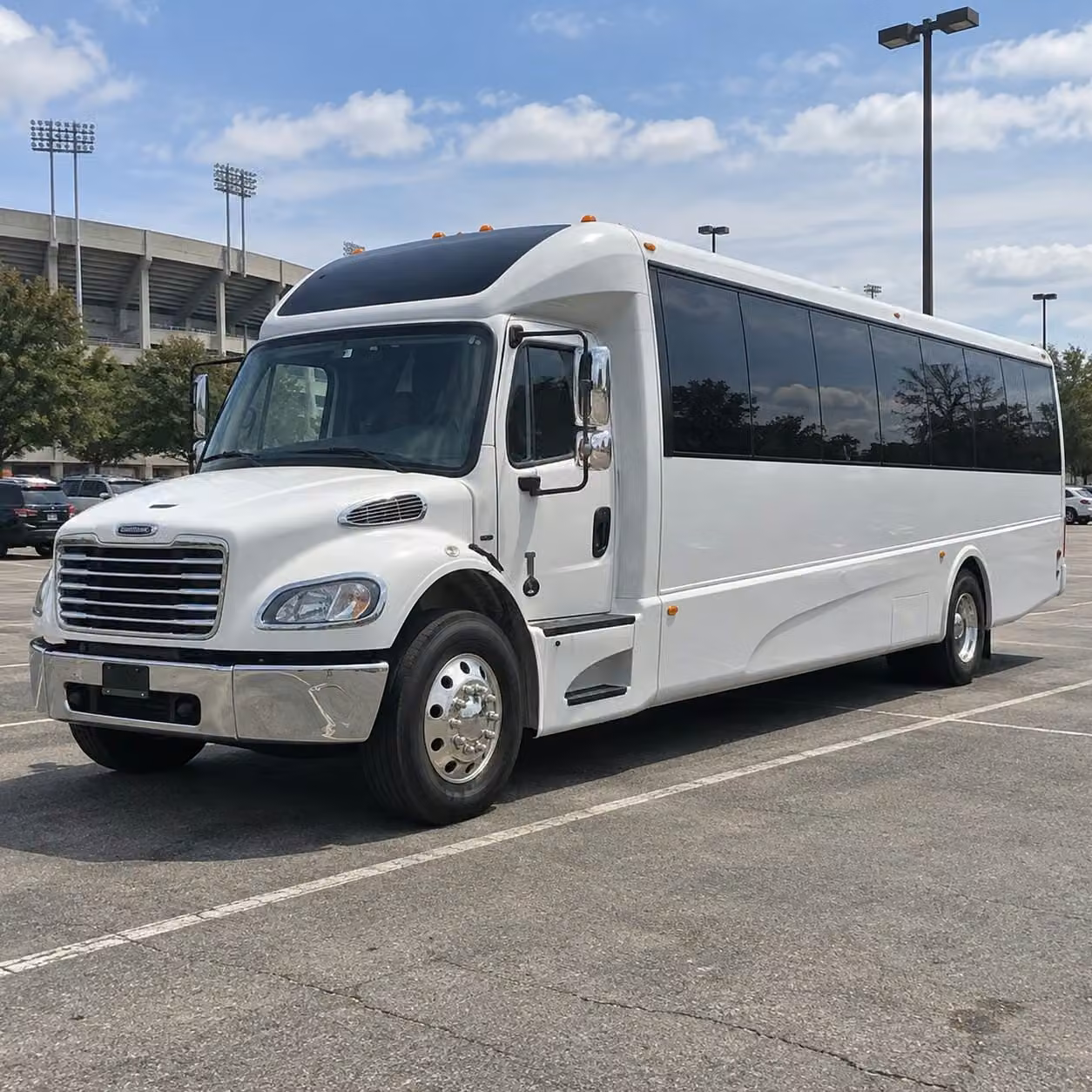 memphis 30 passenger minibus rental