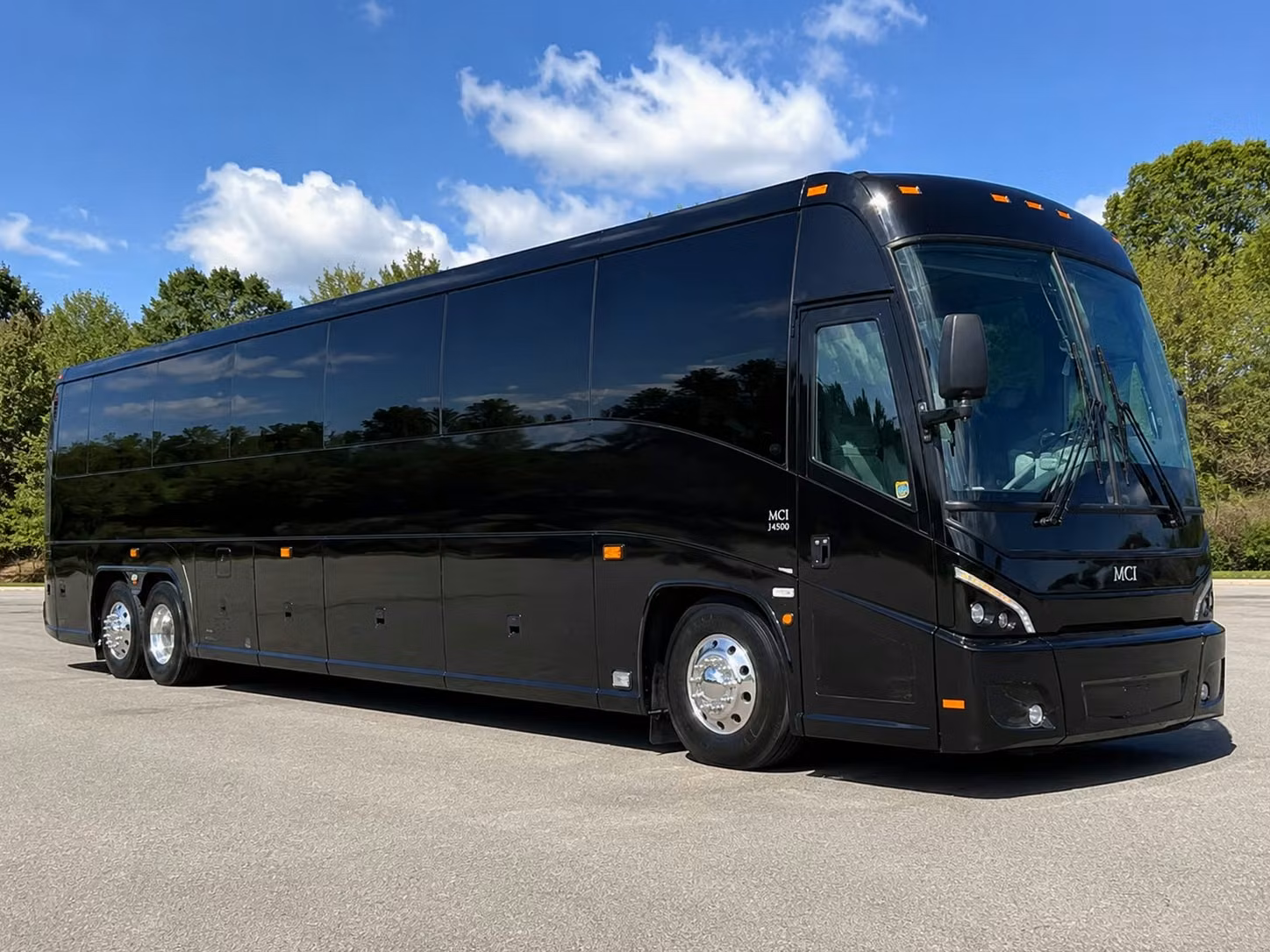 memphis charter bus rentals for concerts festivals and live events at fedexforum