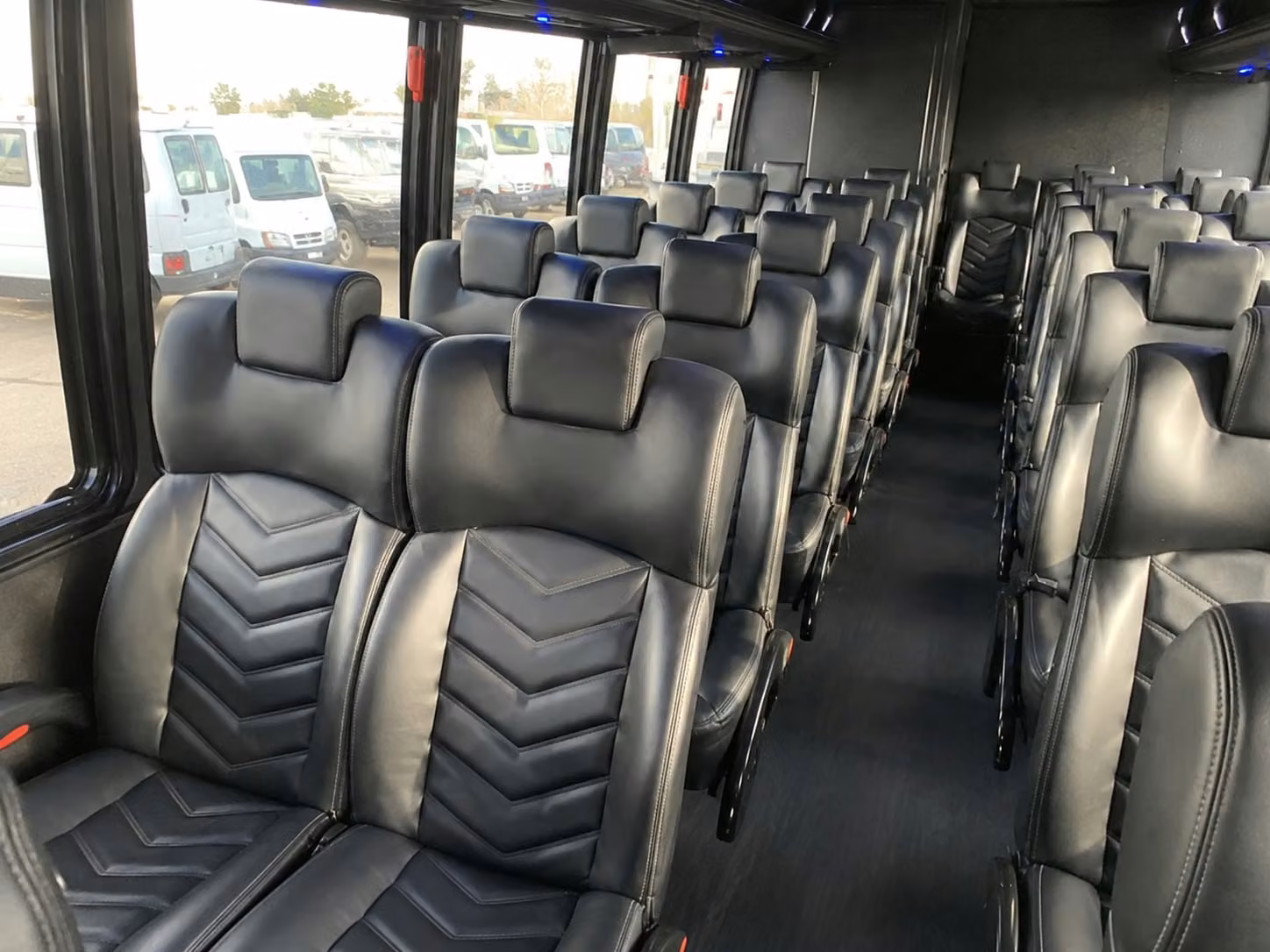 minibus rentals for smaller prom groups in memphis