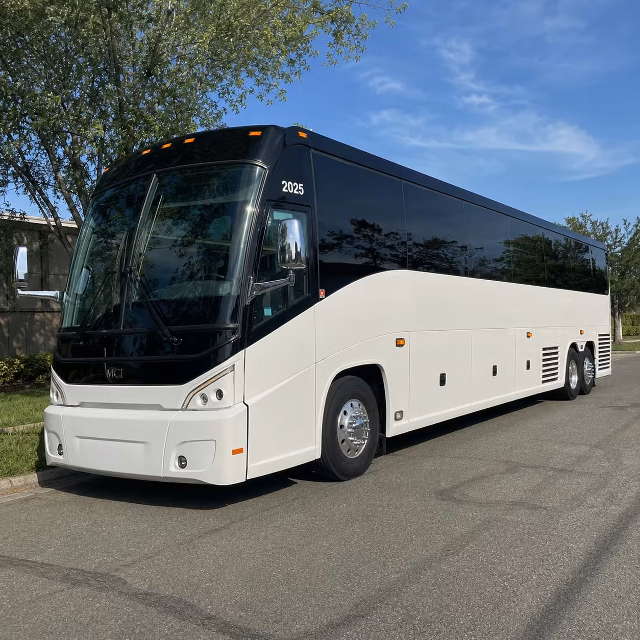recurring government shuttle routes and employee transportation programs in memphis